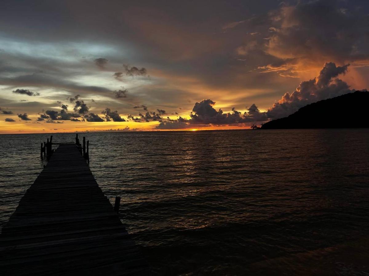 Lazy 3* Koh Rong Sanloem